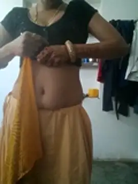 khushi rawat online show from February 16, 6:12 am