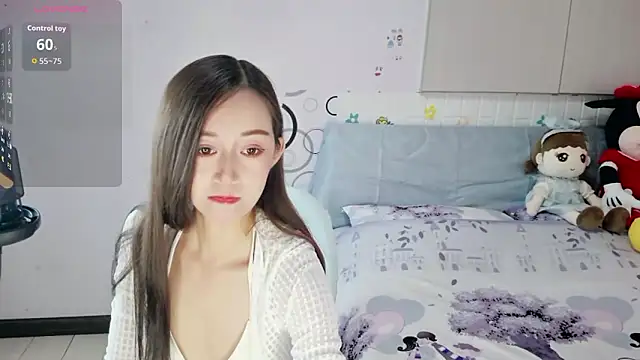 baozi-DDET online show from April 12, 3:32 am