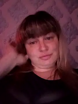 KristinaLowq online show from April 10, 9:11 pm