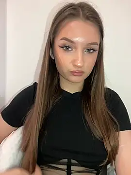 Green eyes lady online show from March 16, 1:04 pm