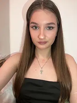 Snapshot of Green_eyes_lady chatting on February 22, 5:14 pm Green eyes lady online show from February 22, 5:14 pm