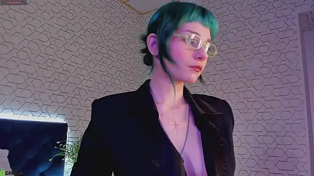 Scarle Whisper online show from April 21, 9:16 am