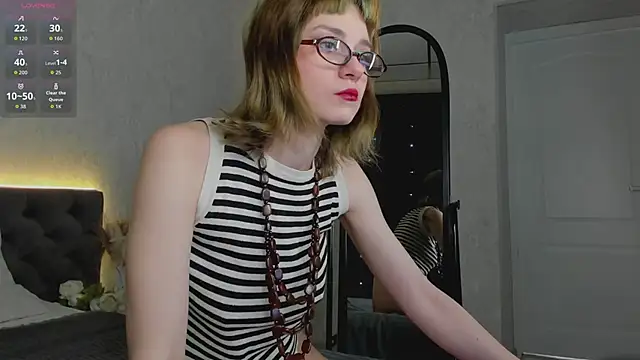 Scarle Whisper online show from March 11, 1:10 am