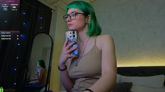 Scarle Whisper online show from March 29, 1:07 am