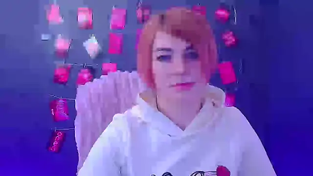 CuttieEmma online show from March 29, 11:34 am