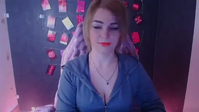 Snapshot of CuttieEmma chatting on February 27, 12:49 pm CuttieEmma online show from February 27, 12:49 pm