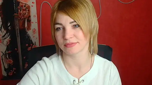 CuttieEmma online show from March 13, 6:29 am