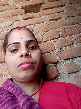 Priyakoli4568 online show from April 9, 6:30 am