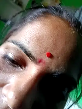 Priyakoli4568 online show from April 14, 5:01 am