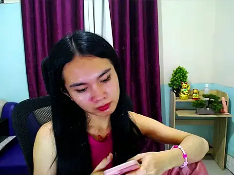 devine goddess online show from April 19, 6:10 pm
