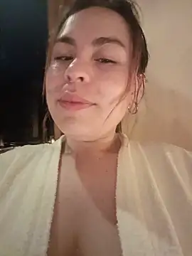 Snapshot of Kennya_Rodriguez chatting on October 29, 2:21 am Kennya Rodriguez online show from October 29, 2:21 am