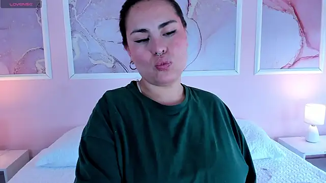 Kennya Rodriguez online show from July 11, 5:46 pm