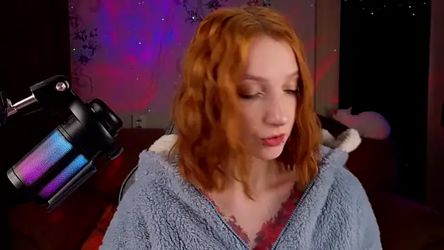 Vamp Mila online show from April 27, 4:38 pm