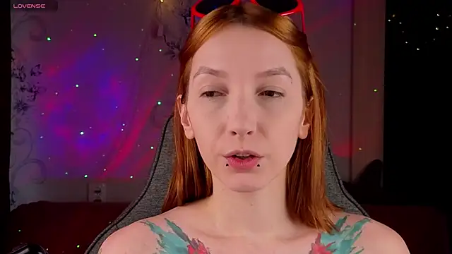 Snapshot of Vamp_Mila chatting on May 7, 1:14 pm Vamp Mila online show from May 7, 1:14 pm