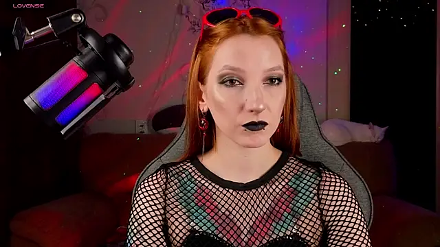 Vamp Mila online show from April 21, 4:02 pm