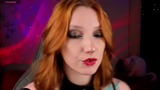Snapshot of Vamp_Mila chatting on May 11, 4:04 pm Vamp Mila online show from May 11, 4:04 pm