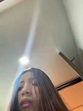 Snapshot of Pushaina__1 chatting on June 8, 4:24 am Pushaina 1 online show from June 8, 4:24 am