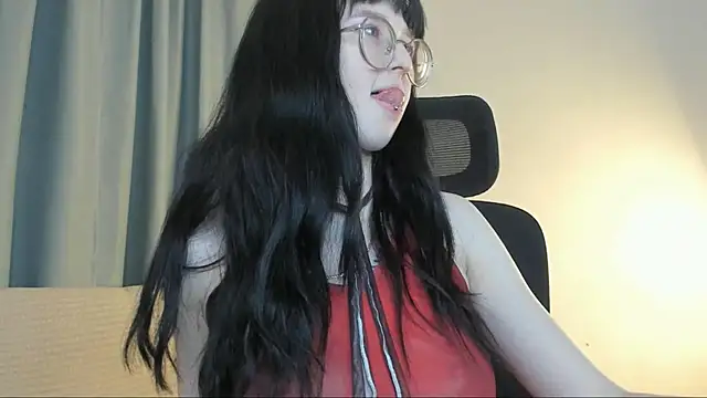 CosmicGleam online show from April 9, 9:10 pm