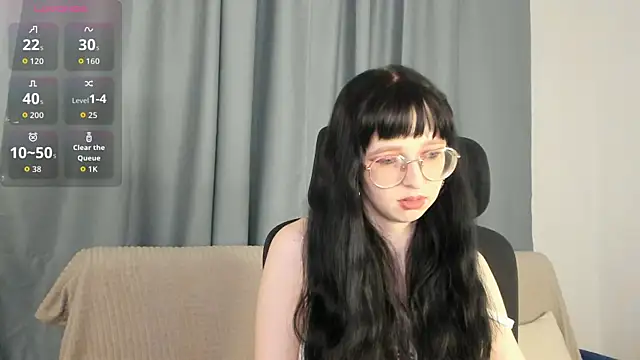 CosmicGleam online show from April 11, 9:18 pm