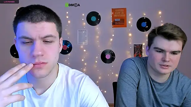 Snapshot of neo_raze chatting on February 28, 7:46 pm neo raze online show from February 28, 7:46 pm