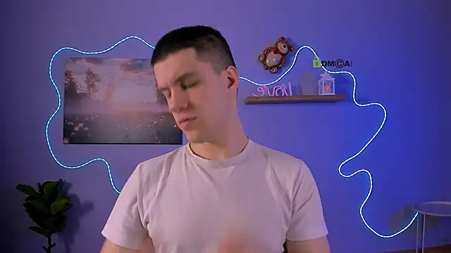 neo raze online show from March 19, 7:36 pm