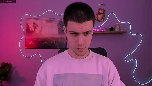 neo raze online show from March 29, 6:53 pm