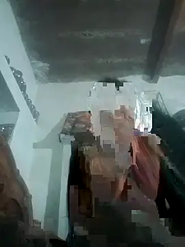 Snapshot of Cute-newpari chatting on February 3, 2:33 pm Cute-newpari online show from February 3, 2:33 pm