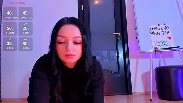 Snapshot of Peanaughty chatting on February 25, 8:14 am Peanaughty online show from February 25, 8:14 am