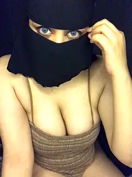 Gamila  online show from April 9, 10:10 am