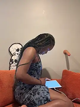 slimeyslimthic online show from April 27, 6:28 pm