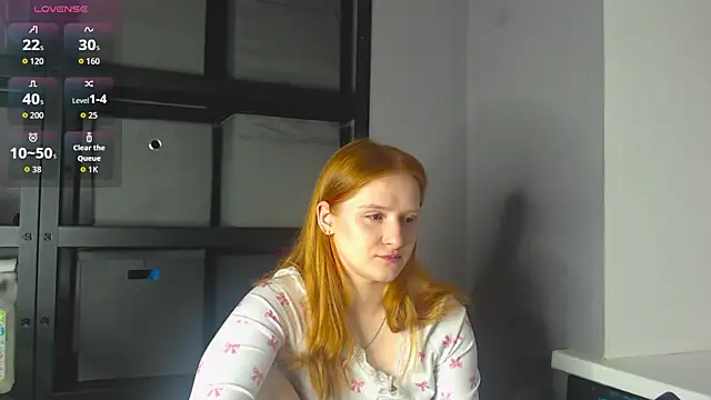 AmandaWatts online show from April 14, 5:23 am