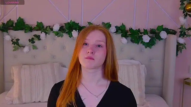 AmandaWatts online show from April 16, 5:08 am