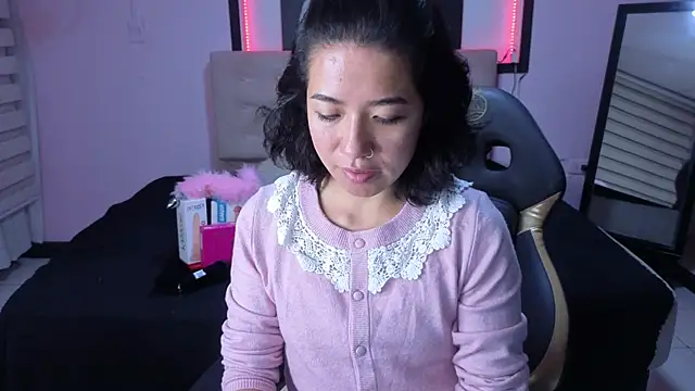 Lynn turner online show from February 15, 12:37 pm