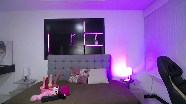 Lynn turner online show from March 20, 1:23 pm