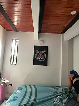 Luna bigtitss777 online show from February 5, 6:59 pm