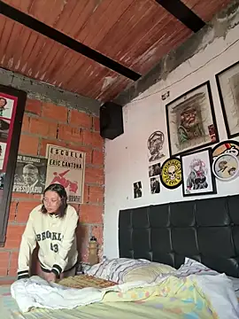 Charlotte Mason online show from February 16, 12:48 pm