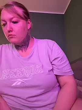 Lolaaxxx13 online show from July 17, 8:39 pm