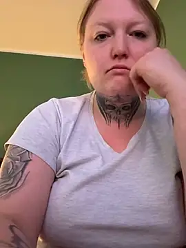 Lolaaxxx13 online show from June 1, 7:02 pm