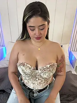 AlannaFoxx online show from February 14, 8:20 pm