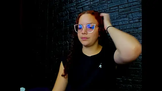 Miss Dior2 online show from April 15, 2:54 pm