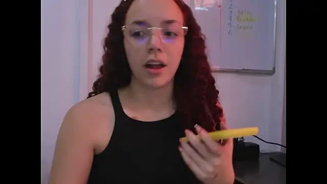 Miss Dior2 online show from February 17, 5:10 pm