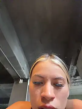 Mia Rosee1 online show from June 26, 7:09 pm