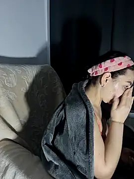 AbellaDesiree online show from March 1, 4:12 am