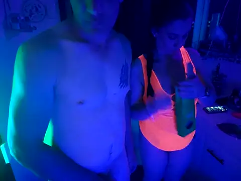 Snapshot of SweetValleyHotwife chatting on March 13, 1:16 pm SweetValleyHotwife online show from March 13, 1:16 pm