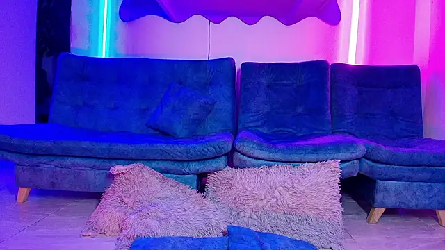 Giaa Moretii online show from February 13, 3:06 am