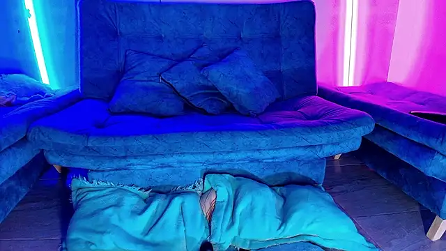 Giaa Moretii online show from February 19, 4:53 am