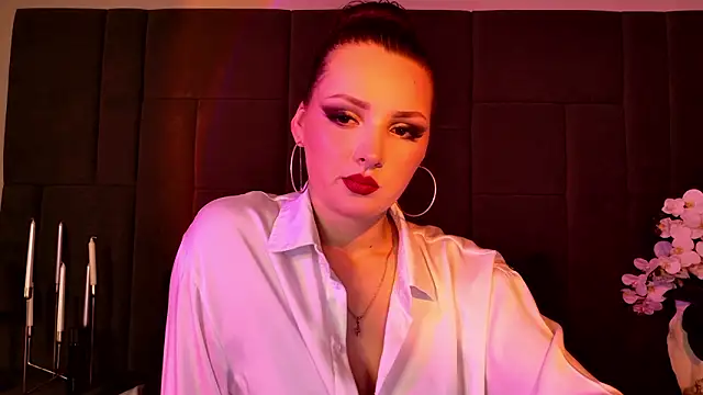 Vixsariaaa online show from February 1, 4:27 pm