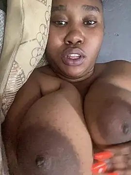 MeekyCurvyAss online show from February 26, 10:48 am