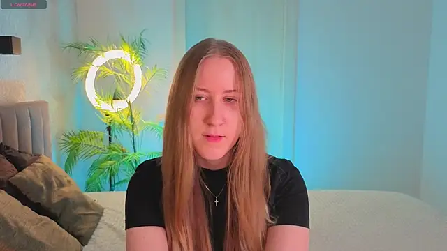 Snapshot of CassieReborn chatting on March 1, 5:13 pm CassieReborn online show from March 1, 5:13 pm