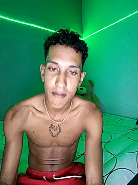 Snapshot of TheBlackJoseh chatting on February 27, 10:53 pm TheBlackJoseh online show from February 27, 10:53 pm